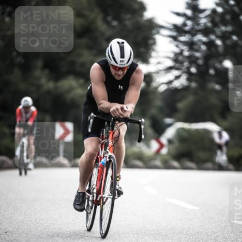 21.06.2026 - 29. Vierlanden-Triathlon H.Heesch http://msf.ph/oto/9906923 21.06.2026 09:21:25 Radfahren 136, 141, 164, 207, 239, 272 meine-sportfotos.de