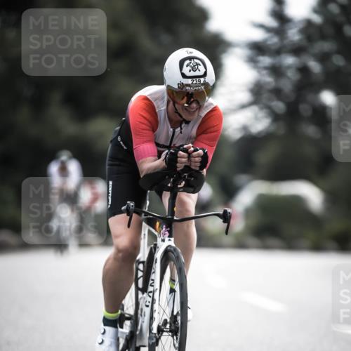 21.06.2026 - 29. Vierlanden-Triathlon H.Heesch http://msf.ph/oto/9907002 21.06.2026 09:21:29 Radfahren 164, 193, 207, 239 meine-sportfotos.de