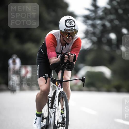 21.06.2026 - 29. Vierlanden-Triathlon H.Heesch http://msf.ph/oto/9907005 21.06.2026 09:21:29 Radfahren 164, 193, 207, 239 meine-sportfotos.de