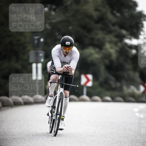 21.06.2026 - 29. Vierlanden-Triathlon H.Heesch http://msf.ph/oto/9907035 21.06.2026 09:21:31 Radfahren 164, 193, 239 meine-sportfotos.de