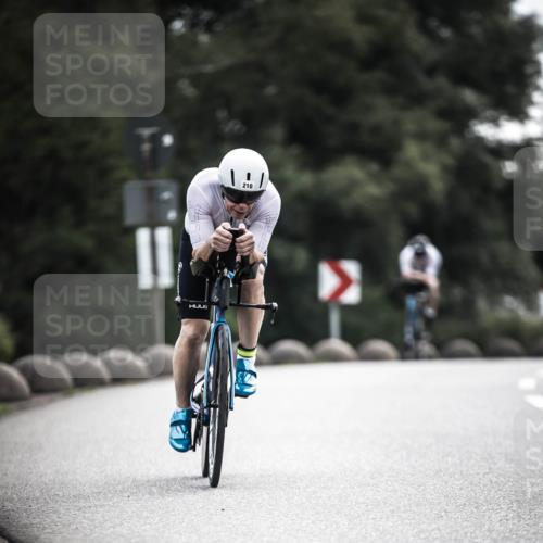 21.06.2026 - 29. Vierlanden-Triathlon H.Heesch http://msf.ph/oto/9907108 21.06.2026 09:21:44 Radfahren 12, 210 meine-sportfotos.de