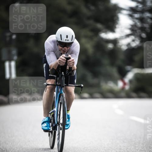 21.06.2026 - 29. Vierlanden-Triathlon H.Heesch http://msf.ph/oto/9907135 21.06.2026 09:21:44 Radfahren 12, 210 meine-sportfotos.de