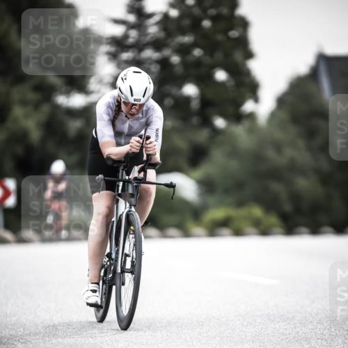 21.06.2026 - 29. Vierlanden-Triathlon H.Heesch http://msf.ph/oto/9907141 21.06.2026 10:25:25 Radfahren 168, 540, 602 meine-sportfotos.de