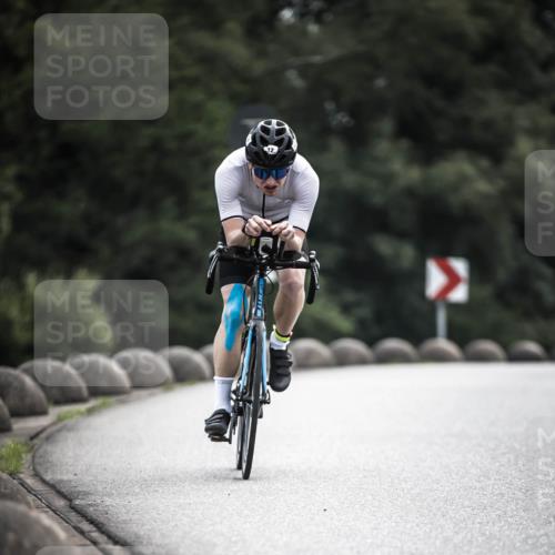 21.06.2026 - 29. Vierlanden-Triathlon H.Heesch http://msf.ph/oto/9907164 21.06.2026 09:21:47 Radfahren 12, 174, 210 meine-sportfotos.de
