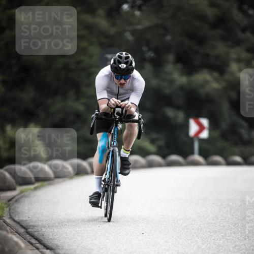 21.06.2026 - 29. Vierlanden-Triathlon H.Heesch http://msf.ph/oto/9907167 21.06.2026 09:21:47 Radfahren 12, 174, 210 meine-sportfotos.de