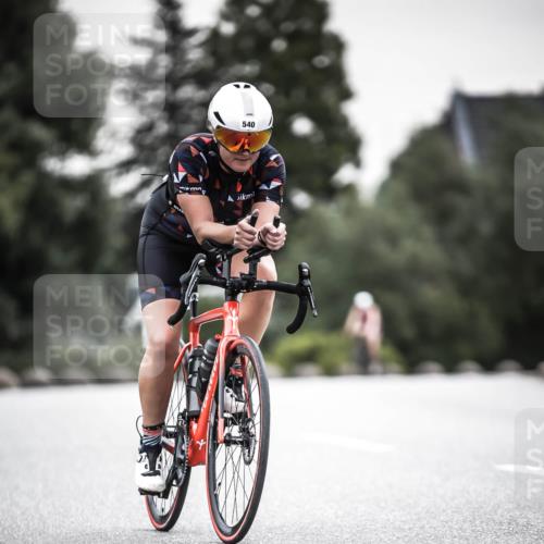 21.06.2026 - 29. Vierlanden-Triathlon H.Heesch http://msf.ph/oto/9907248 21.06.2026 10:25:29 Radfahren 540, 602 meine-sportfotos.de