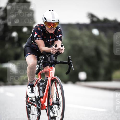 21.06.2026 - 29. Vierlanden-Triathlon H.Heesch http://msf.ph/oto/9907264 21.06.2026 10:25:29 Radfahren 540, 602 meine-sportfotos.de