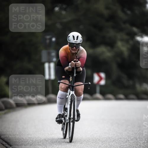 21.06.2026 - 29. Vierlanden-Triathlon H.Heesch http://msf.ph/oto/9907290 21.06.2026 09:22:07 Radfahren 147, 223 meine-sportfotos.de