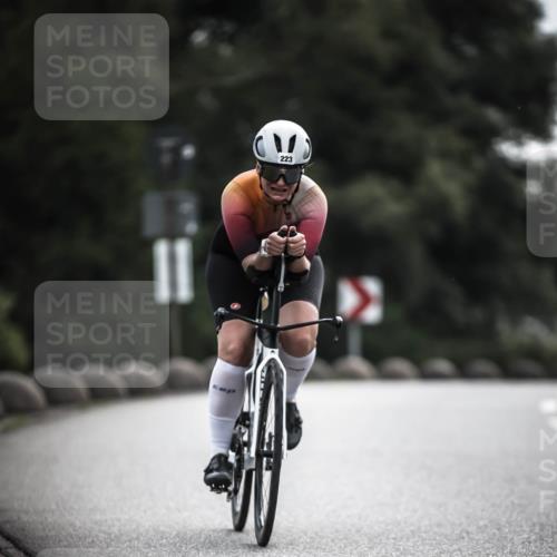 21.06.2026 - 29. Vierlanden-Triathlon H.Heesch http://msf.ph/oto/9907291 21.06.2026 09:22:07 Radfahren 147, 223 meine-sportfotos.de