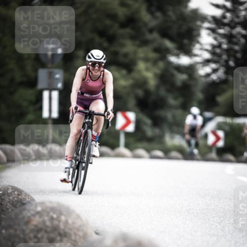 21.06.2026 - 29. Vierlanden-Triathlon H.Heesch http://msf.ph/oto/9907301 21.06.2026 10:25:36 Radfahren 41, 211, 369, 599 meine-sportfotos.de