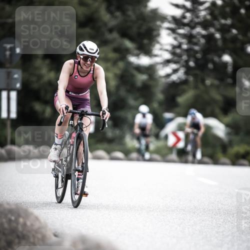 21.06.2026 - 29. Vierlanden-Triathlon H.Heesch http://msf.ph/oto/9907317 21.06.2026 10:25:36 Radfahren 41, 211, 369, 599 meine-sportfotos.de