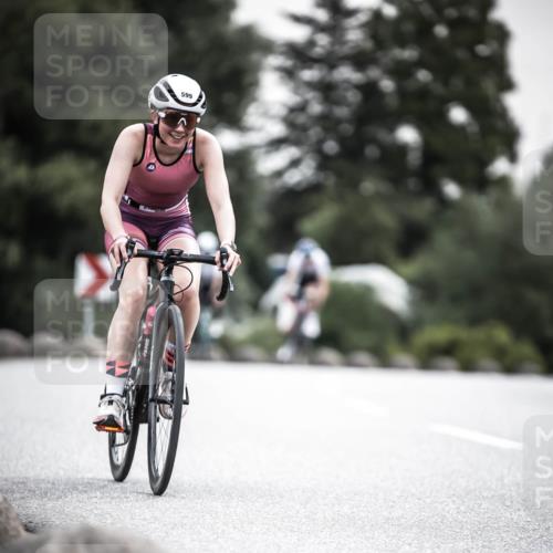 21.06.2026 - 29. Vierlanden-Triathlon H.Heesch http://msf.ph/oto/9907332 21.06.2026 10:25:37 Radfahren 6, 41, 211, 369, 599 meine-sportfotos.de