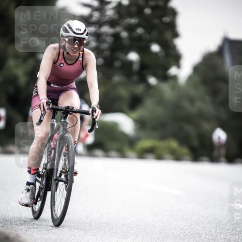 21.06.2026 - 29. Vierlanden-Triathlon H.Heesch http://msf.ph/oto/9907343 21.06.2026 10:25:37 Radfahren 6, 41, 211, 369, 599 meine-sportfotos.de