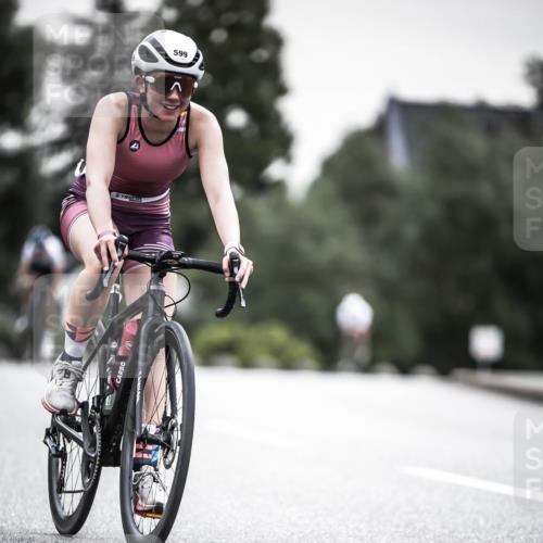 21.06.2026 - 29. Vierlanden-Triathlon H.Heesch http://msf.ph/oto/9907355 21.06.2026 10:25:37 Radfahren 6, 41, 211, 369, 599 meine-sportfotos.de