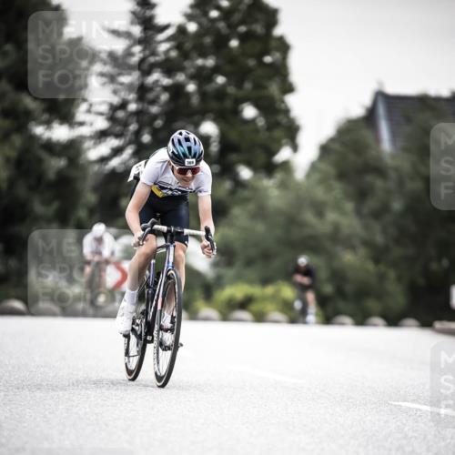 21.06.2026 - 29. Vierlanden-Triathlon H.Heesch http://msf.ph/oto/9907373 21.06.2026 10:25:40 Radfahren 6, 41, 63, 211, 369, 599 meine-sportfotos.de
