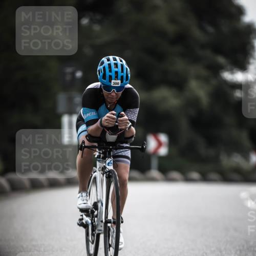 21.06.2026 - 29. Vierlanden-Triathlon H.Heesch http://msf.ph/oto/9907435 21.06.2026 09:22:22 Radfahren 119, 159, 273, 274, 300 meine-sportfotos.de