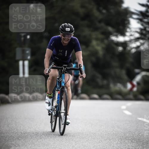21.06.2026 - 29. Vierlanden-Triathlon H.Heesch http://msf.ph/oto/9907488 21.06.2026 09:22:46 Radfahren 29, 271, 292 meine-sportfotos.de