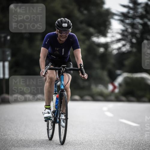 21.06.2026 - 29. Vierlanden-Triathlon H.Heesch http://msf.ph/oto/9907503 21.06.2026 09:22:46 Radfahren 29, 271, 292 meine-sportfotos.de