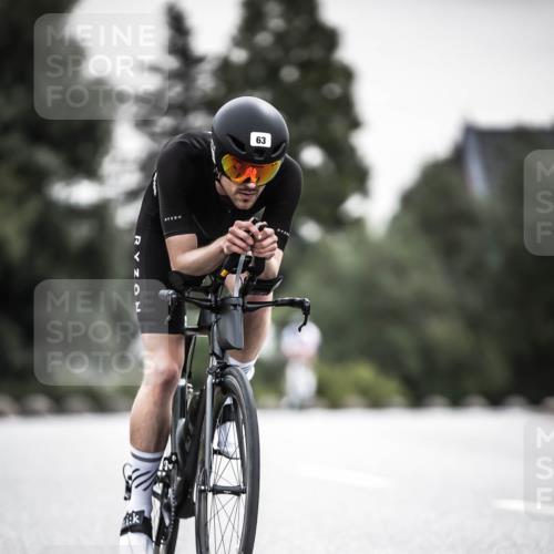 21.06.2026 - 29. Vierlanden-Triathlon H.Heesch http://msf.ph/oto/9907511 21.06.2026 10:25:46 Radfahren 6, 41, 63, 114, 211, 380 meine-sportfotos.de