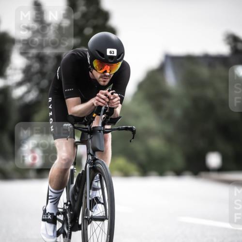 21.06.2026 - 29. Vierlanden-Triathlon H.Heesch http://msf.ph/oto/9907517 21.06.2026 10:25:47 Radfahren 6, 41, 63, 114, 211, 380 meine-sportfotos.de