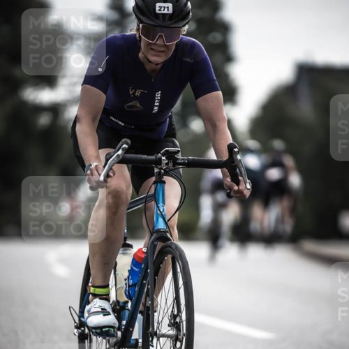 21.06.2026 - 29. Vierlanden-Triathlon H.Heesch http://msf.ph/oto/9907543 21.06.2026 09:22:46 Radfahren 29, 271, 292 meine-sportfotos.de