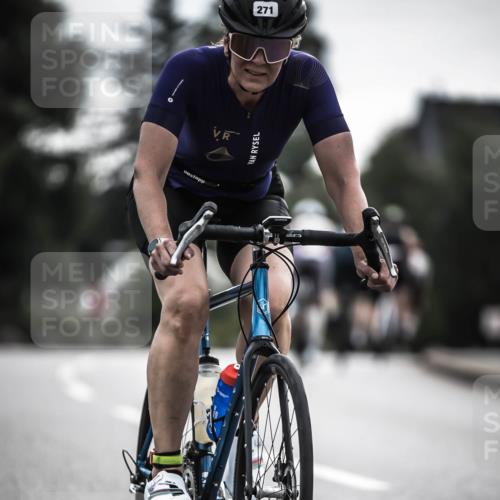21.06.2026 - 29. Vierlanden-Triathlon H.Heesch http://msf.ph/oto/9907546 21.06.2026 09:22:47 Radfahren 29, 271, 292 meine-sportfotos.de