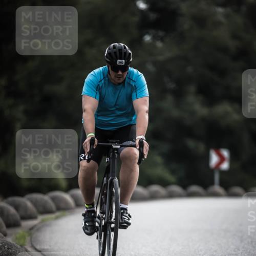21.06.2026 - 29. Vierlanden-Triathlon H.Heesch http://msf.ph/oto/9907563 21.06.2026 09:22:51 Radfahren 29, 148, 292 meine-sportfotos.de