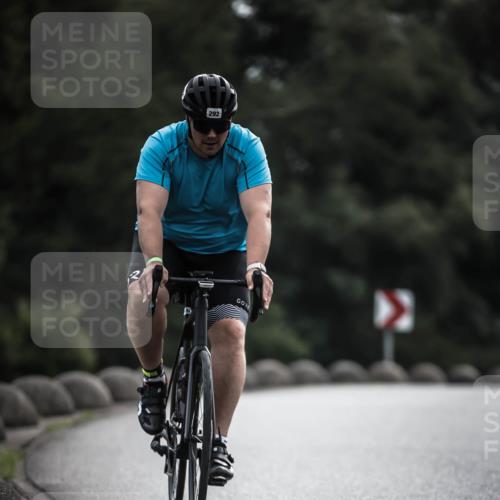 21.06.2026 - 29. Vierlanden-Triathlon H.Heesch http://msf.ph/oto/9907567 21.06.2026 09:22:51 Radfahren 29, 148, 292 meine-sportfotos.de