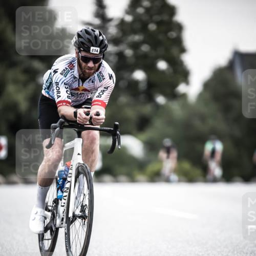 21.06.2026 - 29. Vierlanden-Triathlon H.Heesch http://msf.ph/oto/9907588 21.06.2026 10:25:53 Radfahren 114, 380, 382 meine-sportfotos.de