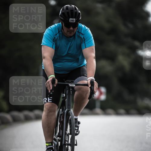 21.06.2026 - 29. Vierlanden-Triathlon H.Heesch http://msf.ph/oto/9907592 21.06.2026 09:22:51 Radfahren 29, 148, 292 meine-sportfotos.de