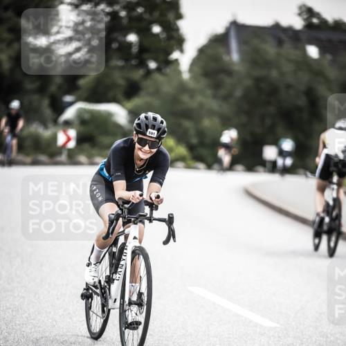 21.06.2026 - 29. Vierlanden-Triathlon H.Heesch http://msf.ph/oto/9907627 21.06.2026 10:26:05 Radfahren 8, 136, 291, 311, 383, 384, 415, 530, 536, 587, 591, 604, 613, 1355 meine-sportfotos.de