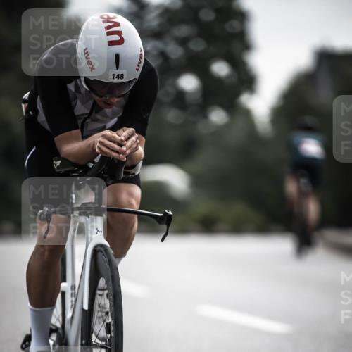 21.06.2026 - 29. Vierlanden-Triathlon H.Heesch http://msf.ph/oto/9907641 21.06.2026 09:22:58 Radfahren 148, 227 meine-sportfotos.de