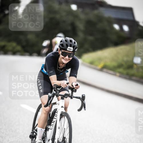21.06.2026 - 29. Vierlanden-Triathlon H.Heesch http://msf.ph/oto/9907646 21.06.2026 10:26:05 Radfahren 8, 136, 291, 311, 383, 384, 415, 530, 536, 587, 591, 604, 613, 1355 meine-sportfotos.de