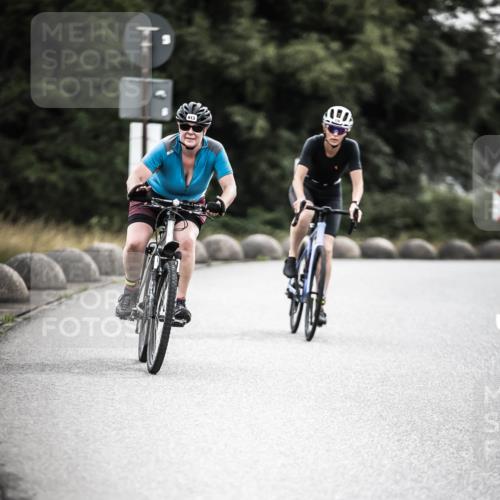 21.06.2026 - 29. Vierlanden-Triathlon H.Heesch http://msf.ph/oto/9907659 21.06.2026 10:26:08 Radfahren 136, 291, 311, 415, 530, 536, 591, 613, 1355 meine-sportfotos.de