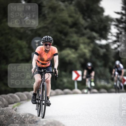 21.06.2026 - 29. Vierlanden-Triathlon H.Heesch http://msf.ph/oto/9907877 21.06.2026 10:26:32 Radfahren 46, 118, 119, 155, 278, 328, 353, 374, 488 meine-sportfotos.de