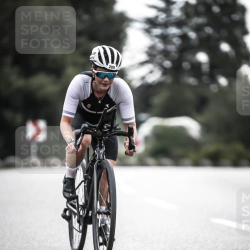 21.06.2026 - 29. Vierlanden-Triathlon H.Heesch http://msf.ph/oto/9907882 21.06.2026 09:23:27 Radfahren 280 meine-sportfotos.de