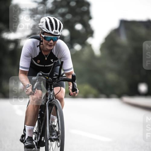 21.06.2026 - 29. Vierlanden-Triathlon H.Heesch http://msf.ph/oto/9907901 21.06.2026 09:23:27 Radfahren 280 meine-sportfotos.de