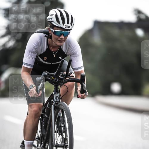 21.06.2026 - 29. Vierlanden-Triathlon H.Heesch http://msf.ph/oto/9907910 21.06.2026 09:23:27 Radfahren 280 meine-sportfotos.de