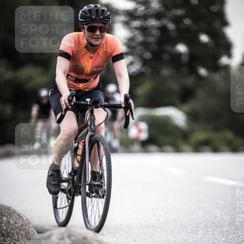 21.06.2026 - 29. Vierlanden-Triathlon H.Heesch http://msf.ph/oto/9907917 21.06.2026 10:26:33 Radfahren 46, 118, 119, 141, 155, 278, 328, 353, 374, 488 meine-sportfotos.de