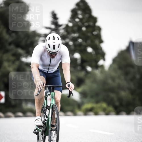 21.06.2026 - 29. Vierlanden-Triathlon H.Heesch http://msf.ph/oto/9907978 21.06.2026 10:26:44 Radfahren 58, 141, 177, 184, 219, 386, 485 meine-sportfotos.de