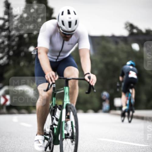 21.06.2026 - 29. Vierlanden-Triathlon H.Heesch http://msf.ph/oto/9907989 21.06.2026 10:26:44 Radfahren 58, 141, 177, 184, 219, 386, 485 meine-sportfotos.de