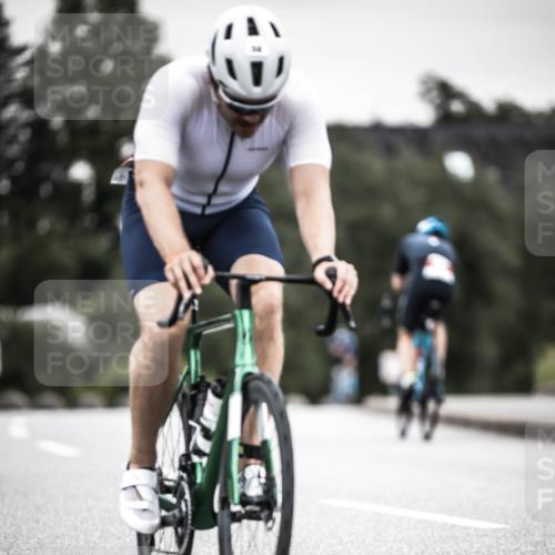 21.06.2026 - 29. Vierlanden-Triathlon H.Heesch http://msf.ph/oto/9907992 21.06.2026 10:26:44 Radfahren 58, 141, 177, 184, 219, 386, 485 meine-sportfotos.de