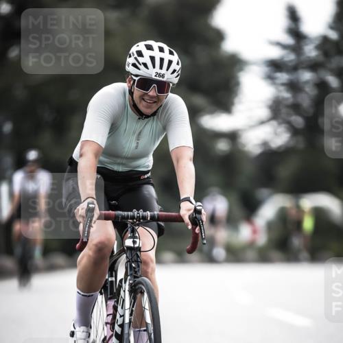 21.06.2026 - 29. Vierlanden-Triathlon H.Heesch http://msf.ph/oto/9908017 21.06.2026 09:23:43 Radfahren 91, 131, 155, 166, 220, 252, 264, 266 meine-sportfotos.de