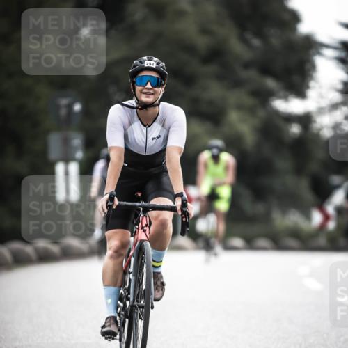 21.06.2026 - 29. Vierlanden-Triathlon H.Heesch http://msf.ph/oto/9908022 21.06.2026 09:23:46 Radfahren 131, 155, 166, 252, 264, 266, 301 meine-sportfotos.de