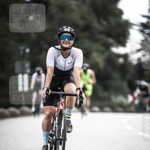 21.06.2026 - 29. Vierlanden-Triathlon H.Heesch http://msf.ph/oto/9908028 21.06.2026 09:23:46 Radfahren 131, 155, 166, 252, 264, 266, 301 meine-sportfotos.de