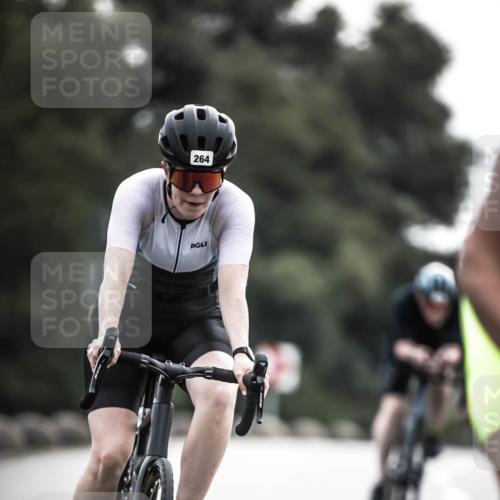 21.06.2026 - 29. Vierlanden-Triathlon H.Heesch http://msf.ph/oto/9908099 21.06.2026 09:23:50 Radfahren 155, 166, 175, 252, 264, 301 meine-sportfotos.de