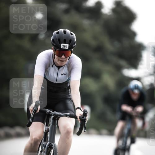 21.06.2026 - 29. Vierlanden-Triathlon H.Heesch http://msf.ph/oto/9908102 21.06.2026 09:23:50 Radfahren 155, 166, 175, 252, 264, 301 meine-sportfotos.de