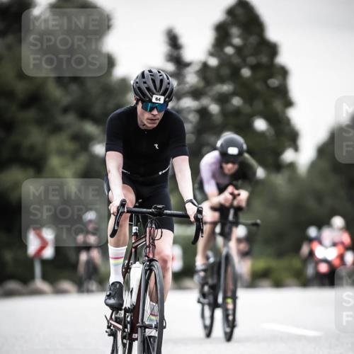 21.06.2026 - 29. Vierlanden-Triathlon H.Heesch http://msf.ph/oto/9908152 21.06.2026 10:27:04 Radfahren 43, 45, 64, 108, 128, 517, 600, 624 meine-sportfotos.de