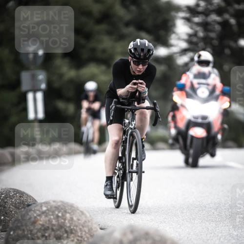 21.06.2026 - 29. Vierlanden-Triathlon H.Heesch http://msf.ph/oto/9908196 21.06.2026 10:27:08 Radfahren 24, 43, 45, 64, 89, 108, 486, 517, 600 meine-sportfotos.de