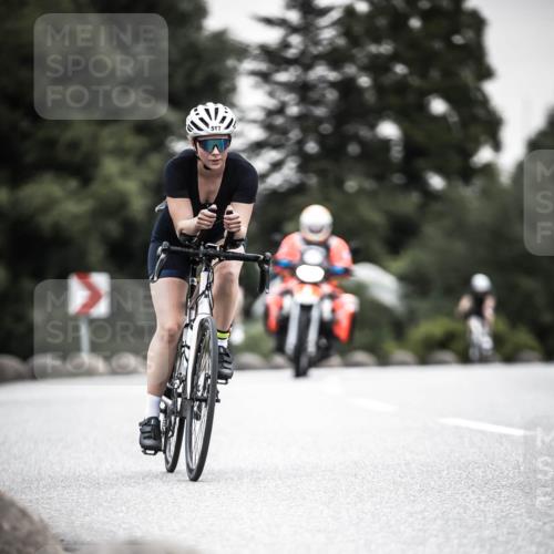 21.06.2026 - 29. Vierlanden-Triathlon H.Heesch http://msf.ph/oto/9908228 21.06.2026 10:27:10 Radfahren 24, 43, 89, 108, 486, 517, 600 meine-sportfotos.de